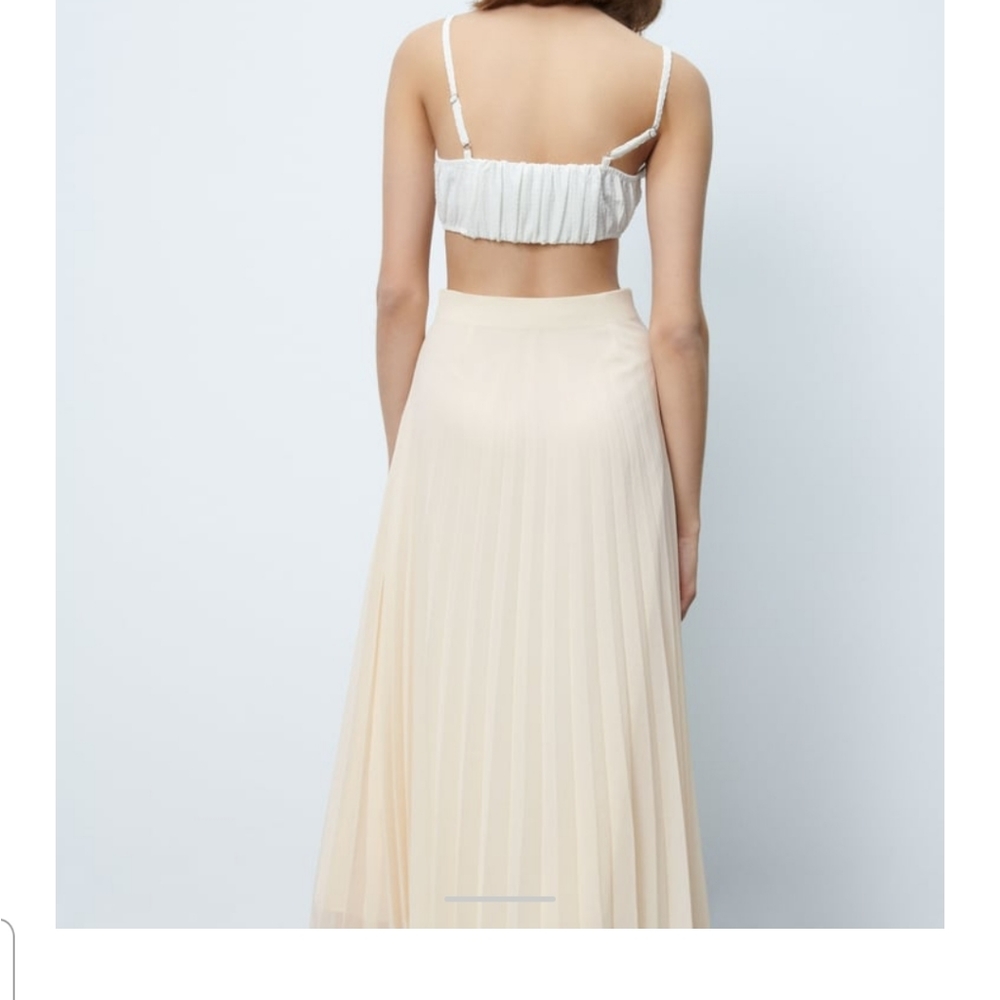 ZARA Pleated Skirt - Picture 5 of 8